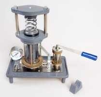 Пресс гидравлический (модель) - fgospostavki.ru - Тихорецк