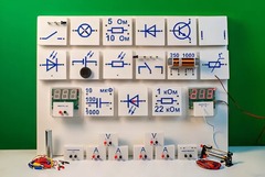 Цифровая лаборатория "Электричество" (набор для демонстраций с комплектом датчиков) - fgospostavki.ru - Тихорецк