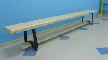 Скамейка гимнастическая (металлические ножки, лак) (2,5 м)  - fgospostavki.ru - Тихорецк