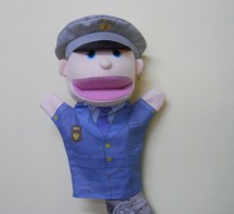 Кукла "Веселый рассказчик" Полицейский - fgospostavki.ru - Тихорецк